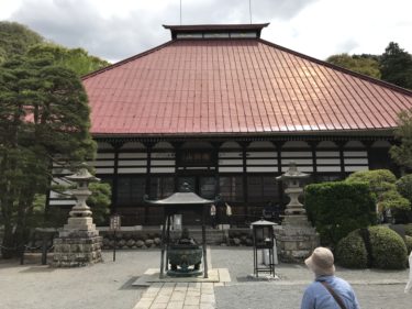 葛飾北斎「八方睨み鳳凰図」～岩松院での小林一茶、福島正則との関係とは？