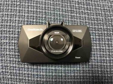 FIT（フィット）にドライブレコーダーを取り付ける！“あおり運転”対策？！